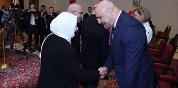 ممثلة سعد...بهية الحريري في قداس مار مارون