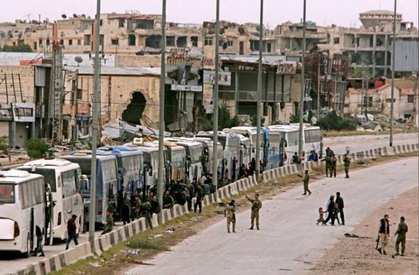 احتفالات "النصر" تعمّ الغوطة.. ومسلحو جوبر وزملكا يخرجون اليوم