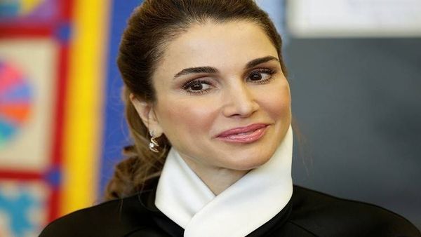 مؤسسة الملكة رانيا و"غوغل" تنشئان منصة إلكترونية تعليمية بالعربية