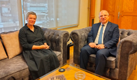 الوزير حيدر يبحث سبل دعم الوزارة مع سفيرة الاتحاد الاوروبي