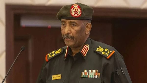 البرهان يمنح ضمانات قانونية للمشاركين في الحوار السوداني المرتقب