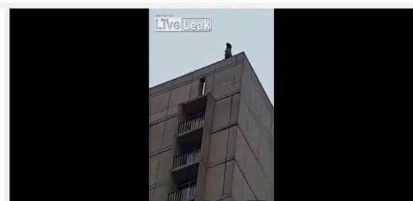 فيديو: فتاة تنتحر من أعلى "شيراتون" ارتفاعه 20 طابقًا