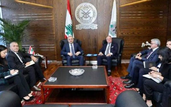 بـو صعب استقبل ديــــل كــــــول وأكد ضرورة