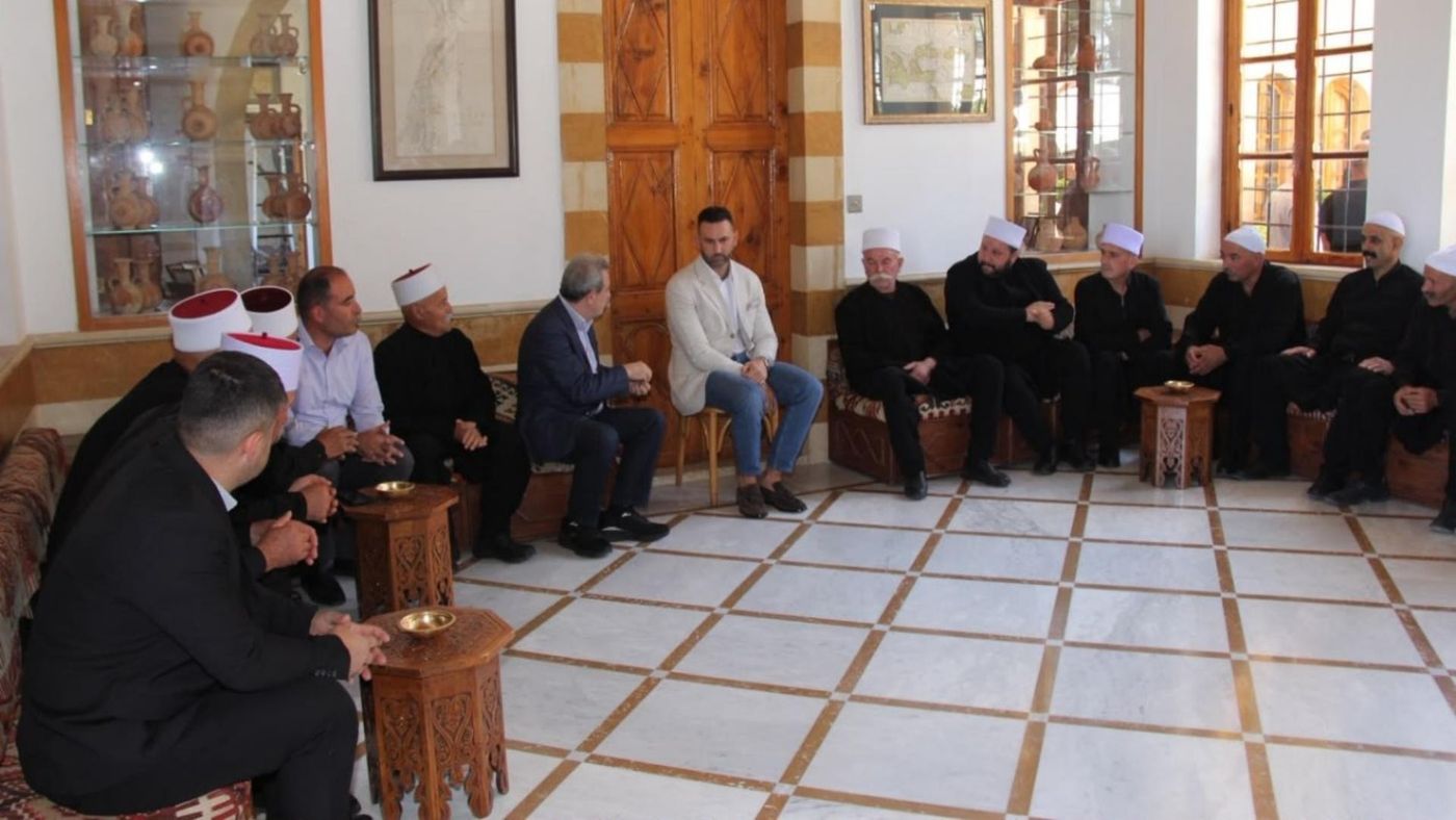 تيمور جنبلاط يستقبل وفودًا بلدية ويبحث مطالبها الإنمائية