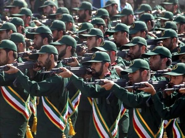 طهران تحذّر من تبعات تصنيف الحرس إرهابيا