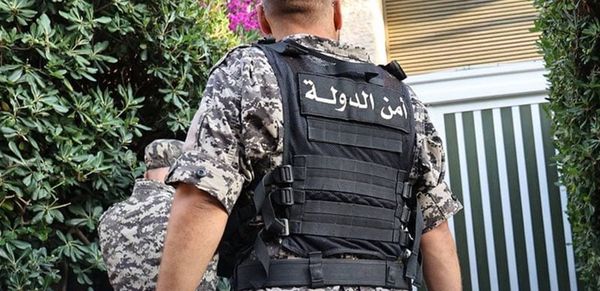 في بنت جبيل... سارق دراجة نارية بقبضة أمن الدولة
