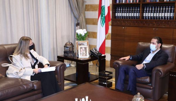 ماذا عرض الحريري مع سفيرة ايطاليا وسفير رومانيا؟