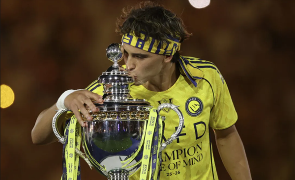 تطور جديد يحسم مستقبل جواو فيليكس مع النصر