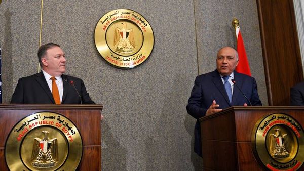 شكري وبومبيو يبحثان تطورات الأوضاع في الخليج وليبيا