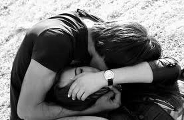 أنت معي وقريبا ستصير حديث أصابعي .....
