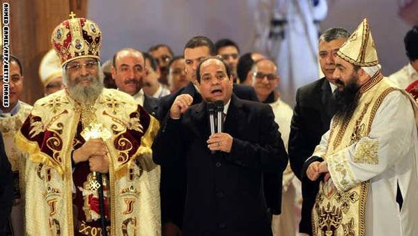 السيسي يشهد قداس "عيد الميلاد" بالكاتدرائية المرقسية ويعتذر