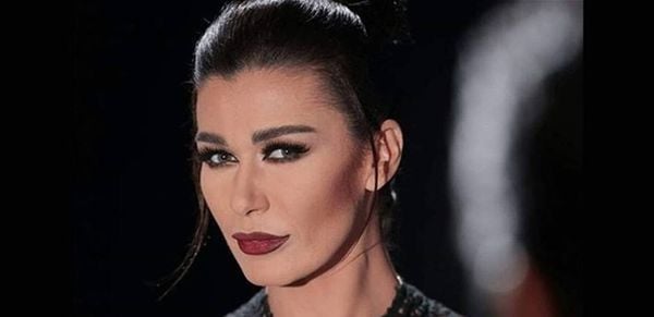 مرّة جديدة نادين الراسي تتحدّث عن قيامها بإرضاع شقيقها: 