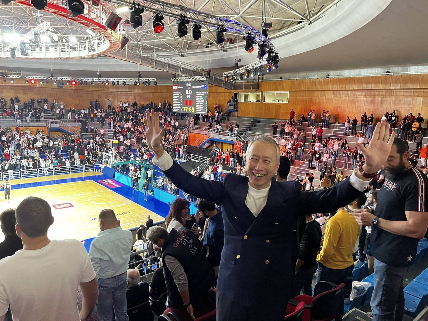 السفير الياباني تابع مباراة لبنان ونيوزيلندا.. وهذا ما قاله عن منتخب الأرز