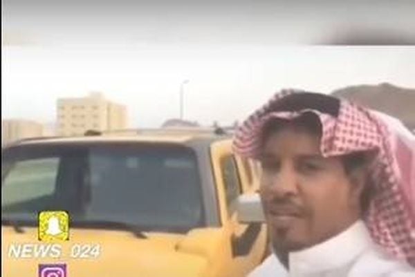 بالفيديو.. السعودي الأول الذي يهدي زوجته سيارة!