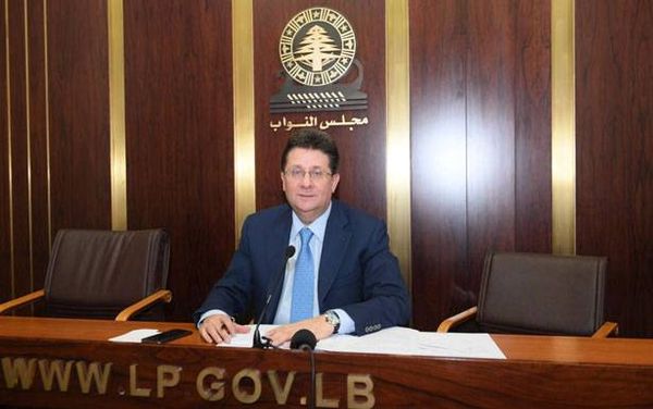 كنعان بعد اجتماع للجــــنة المـــال النيابية :

سأكاشف اللبنانيين بالوضـــع المــــالــــي

ولــــــن اراعــــي احداً وسنمارس دورنـــــا الرقابي