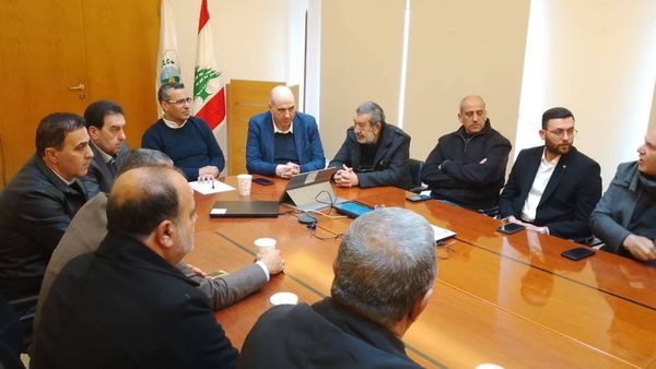 هاني مستقبلاً وفداً من نواب عكّار: لدعم المزارعين!