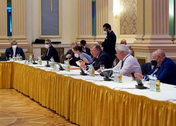«مفاوضات فيينا» نحو المرحلة الأخيرة : روسيا تؤكد أن أطرافا طلبت وقتا إضافيا وأوروبا تحذر من فشل المفاوضات