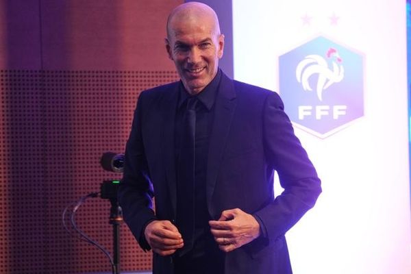 هل جامل زيدان لاعبي ريال مدريد على حساب المنتخب؟