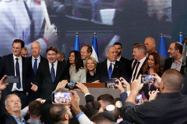 نتنياهو يحصل على 64 صوتاً لتشكيل الحكومة الجديدة