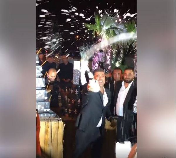 بالفيديو: وائل كفوري يحتفل بعيد ميلاده الـ 45...وهذا ما تمنّاه!
