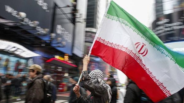 إيران.. تسجيل أكثر من 13 ألف إصابة جديدة بكورونا