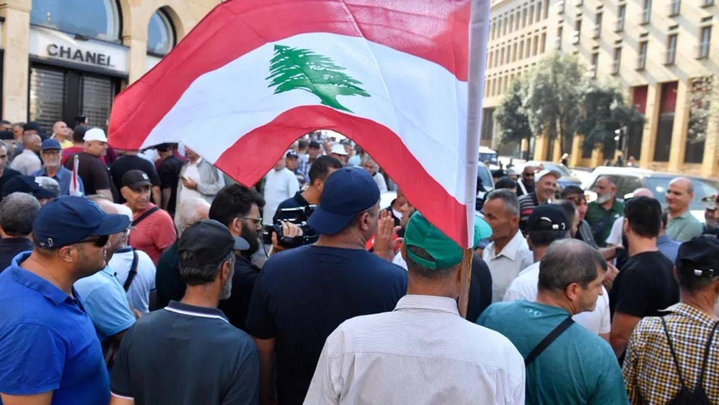 غضب المتقاعدين والموظفين