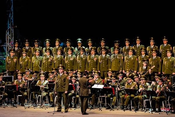 بعد الفاجعة.. روسيا تعيد تشكيل جوقة الجيش الأحمر "بأسرع وقت"