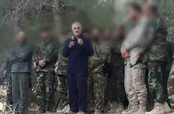 بالفيديو.. هكذا بايع "مقاتلو حزب الله" خامنئي أمام "قاسم سليماني" في جبال اللاذقية