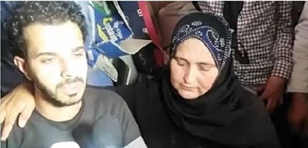 الطفل الذي اختفى منذ 24 عاماً يعود الى أحضان أمه شاباً..مفاجأة مذهلة!