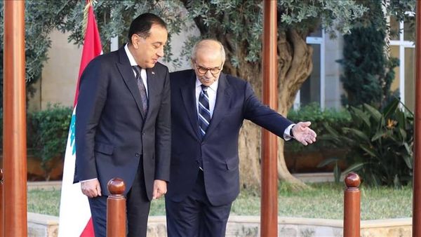 الدور المصري مقيد... 