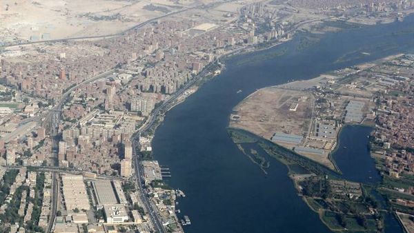 الحكومة المصرية تحذر المواطنين من الفيضان