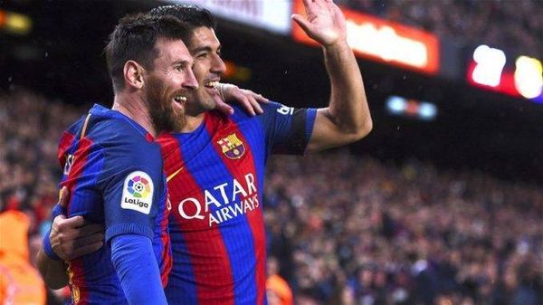 احذروا من ارتداء قميص برشلونة في السعودية… وإلا مصيركم السجن 15 عامًا!