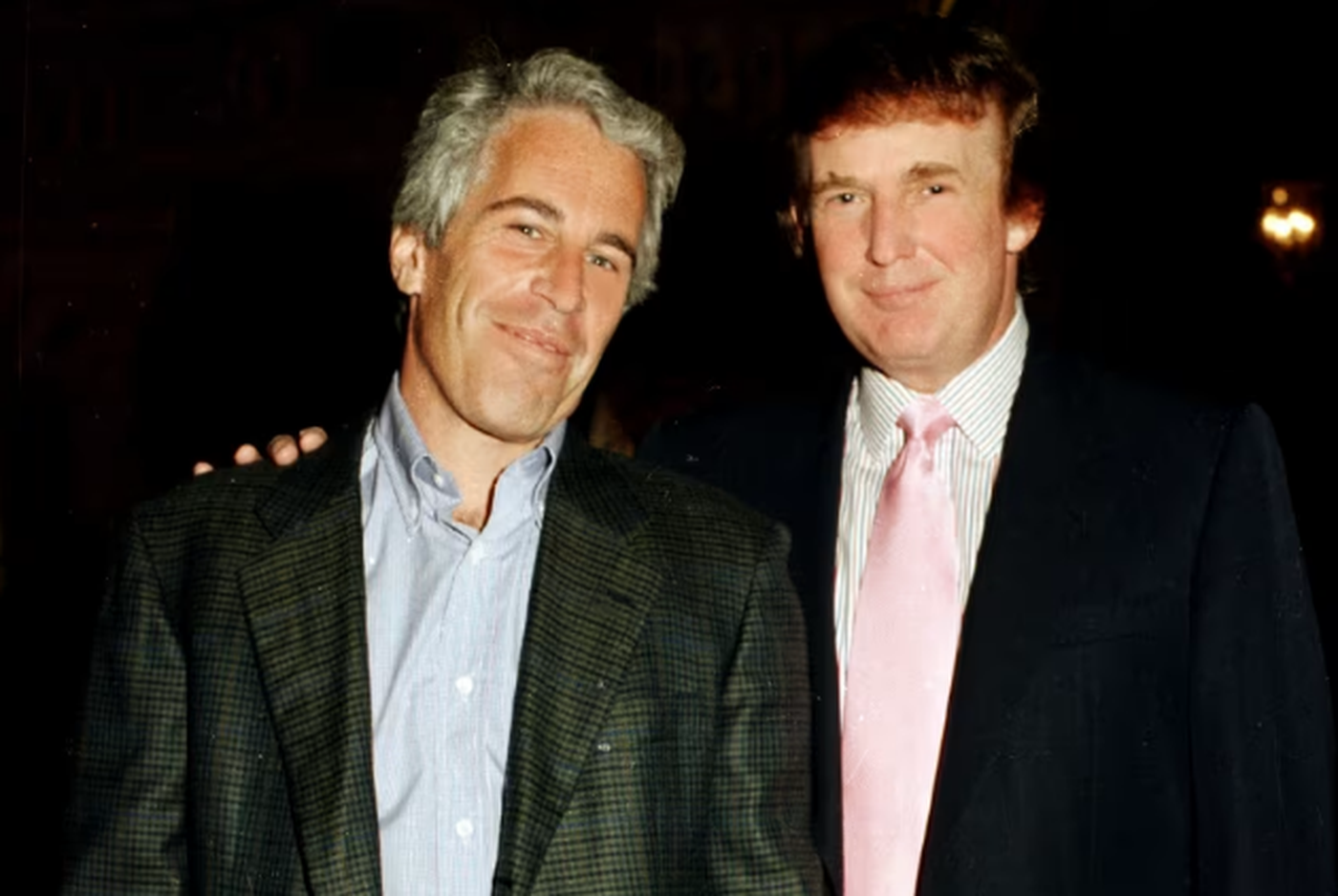 ترامب: وثائق إبستين الجديدة تبرّئني وليس العكس