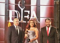 زياد حمزة يكرم انغام في مهرجان ضيافة