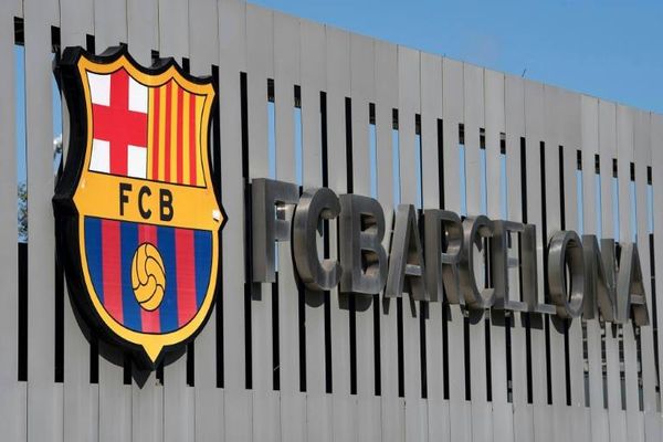التدقيق المالي يكشف "سلوكاً إجرامياً خطيراً" لمجلس إدارة برشلونة السابق
