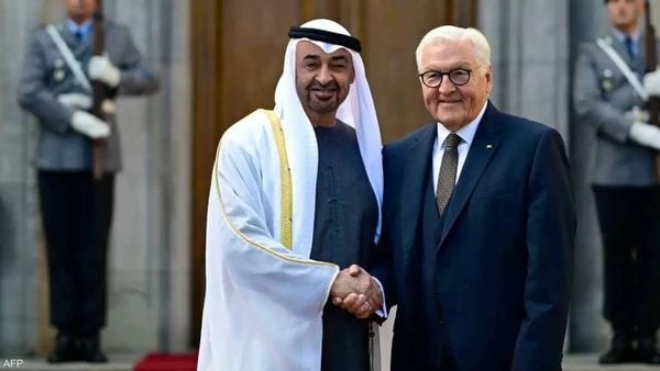في «زيارة دولة» إلى ألمانيا... محمد بن زايد يصل برلين