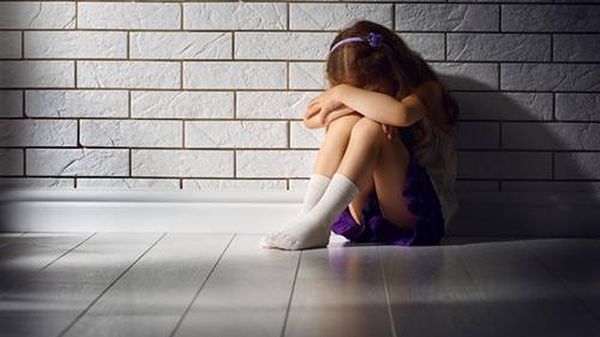 جوّعا أطفالهما للتخلّص منهم.. هذا ما حدث لهما!