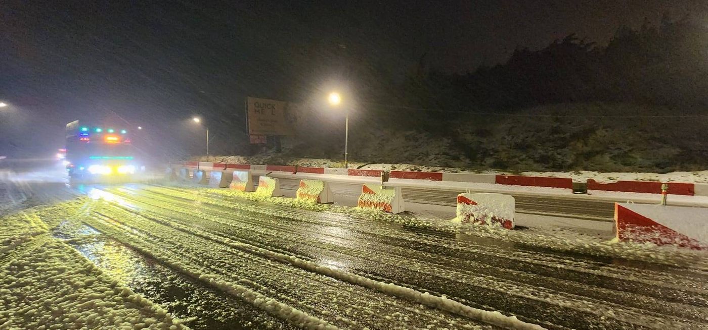 العاصفة تضرب لبنان: تجنّبوا الطرق الجبلية