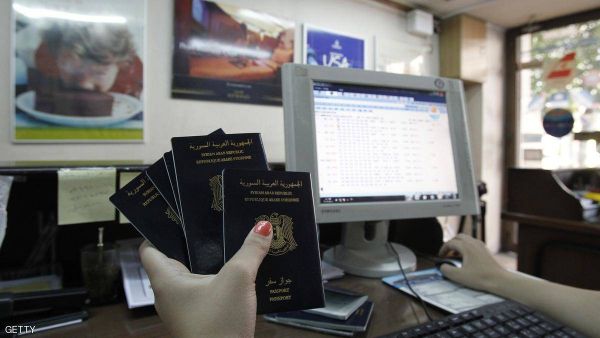 حملة فرنسية على جوازات السفر السورية المزورة