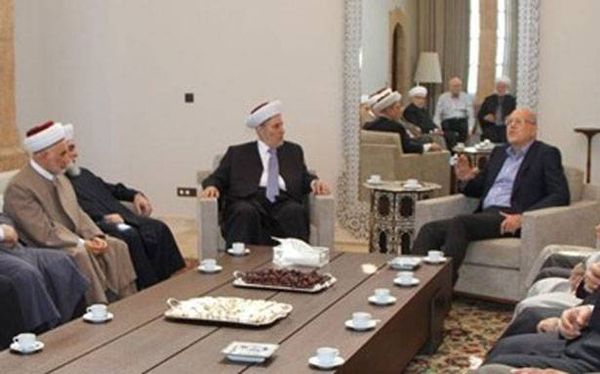 ميقاتي : للإبتعاد عن الشحن الطائفي والمذهبي