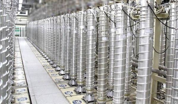 إيران توشك أن تصبح دولة نووية