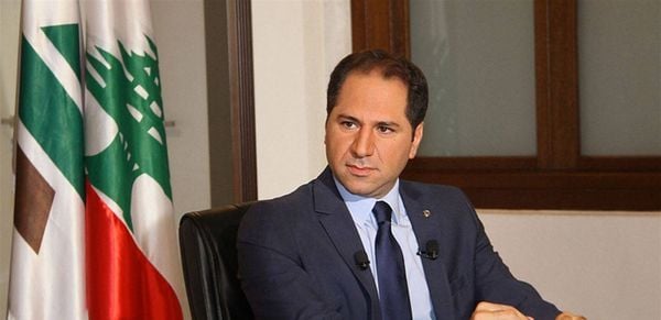 سامي الجميل لبري: فينا نجيب ملف الترسيم على المجلس
