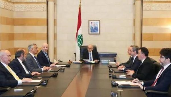 ملف التعويضات يُفتح حكومياً… عريضة نيابية تطالب بجبر أضرار الحرب