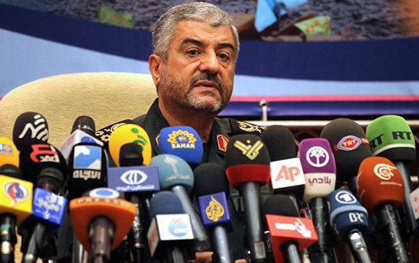 قائد الحرس الثوري: تهديدات أمريكا للنفط الإيراني يمكن الرد عليها بسهولة