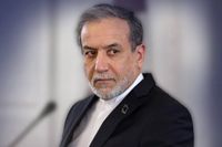 عراقجي يكشف: خط اتصال مباشر مع المبعوث الأميركي.. وشروط واشنطن 