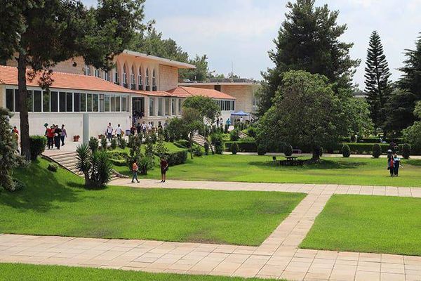 جامعة رفيق الحريري تكرّس حضورها الأكاديمي والبحثي