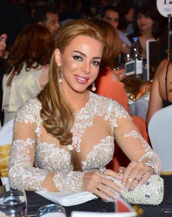 زوج سوزان نجم الدين: لم نطلق لتأييدها بشار بل لأنها تريد كل حريتها