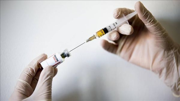 مطالبة الصحة بفتح مركز تلقيح للأطباء في النقابة