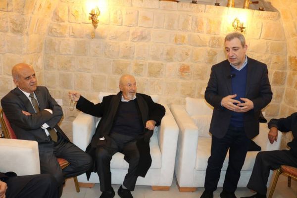 أبو فاعور: البلاد تمرّ بمرحلة بالغة الدقة
ومصلحة 