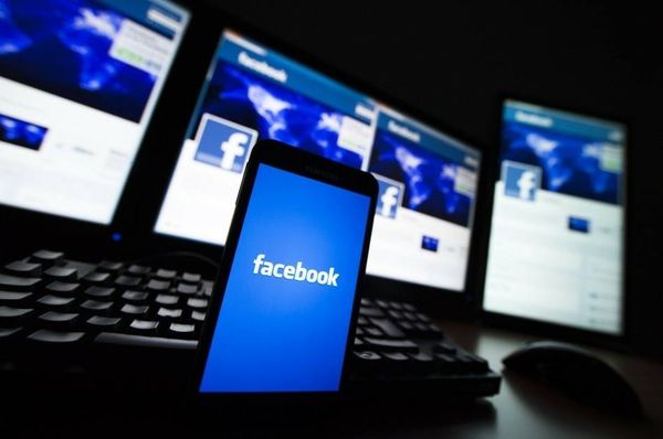 "فيسبوك" يعرض لأول مرة فيلما مقابل تذاكر مدفوعة
